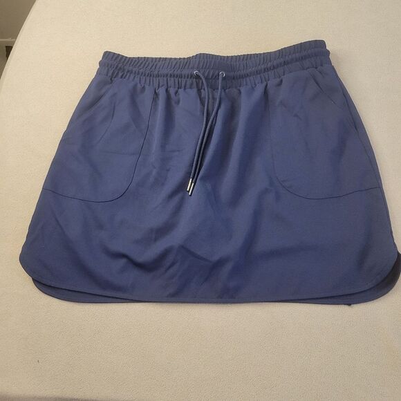 St. John's Bay Navy Blue Skort Size Large - Picture 1 of 7